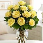 Reference # E7-4808
Starting at
Sunny yellow roses are a cheery and wonderful gift. Celebrate a birthday, anniversary, graduation or welcome a beautiful new baby with this lively bouquet of roses with seeded eucalyptus in a clear glass vase.